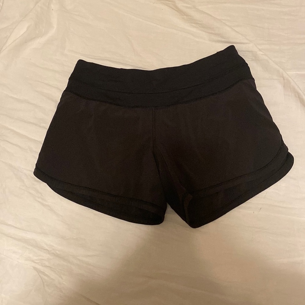 Black lululemon shorts (4)